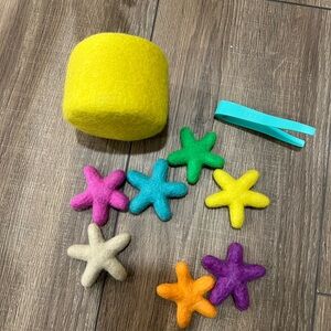Lovevery Transfer Tweezers and Felt Stars